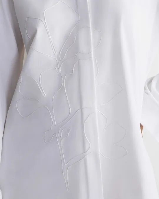 New Lafayette 148 New York Embroidered Rose Organic Cotton Poplin Oversized Shirt White