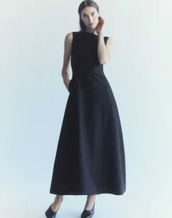Discount Lafayette 148 New York Silk-Linen Bateau Gown Black